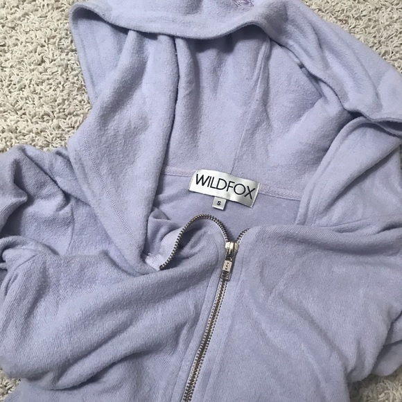 Wild fox zip up hoodie! - Picture 2 of 2